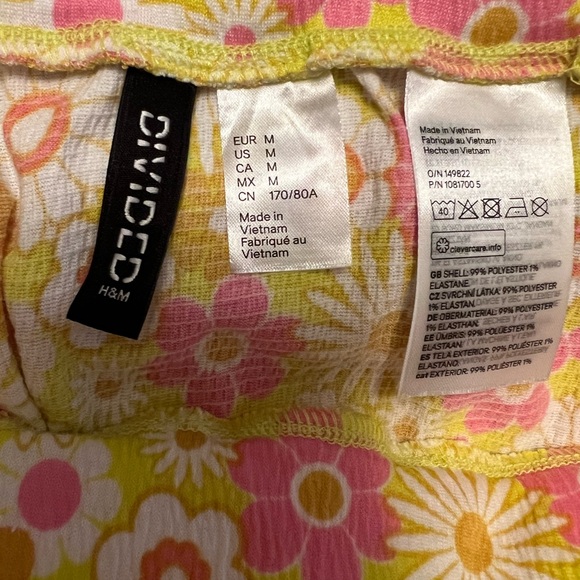 H&M Floral Set - Picture 10 of 10